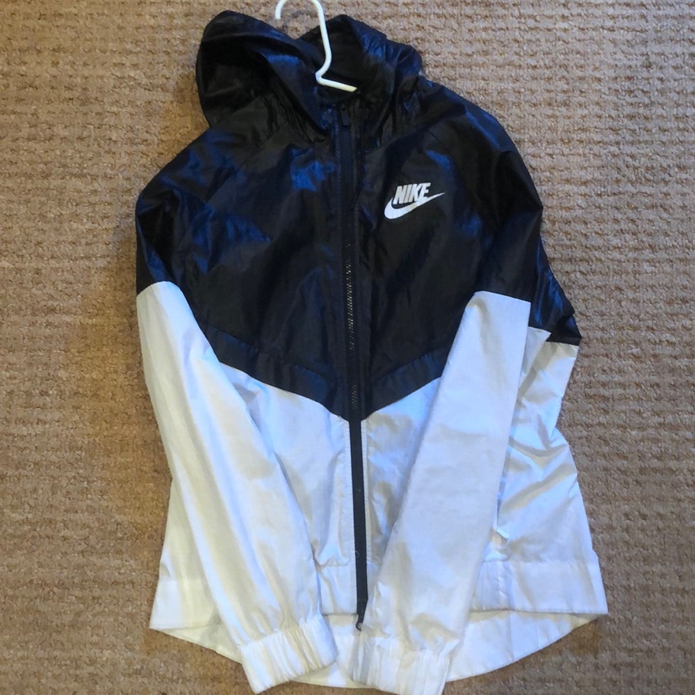 Black & white athletic jacket from Nike